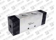 4А420-15 с пневматическим управлением